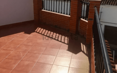 Chalet pareado en venta en calle Empedrada, Colmenar Málaga