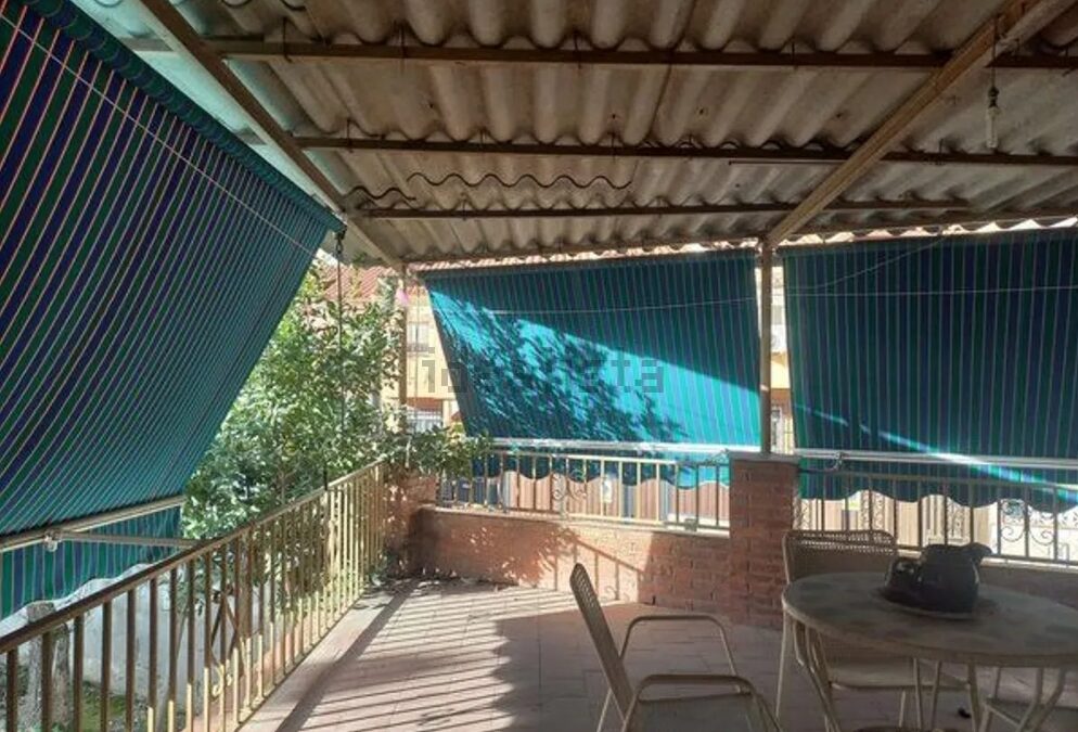 Chalet adosado en venta en calle Fernando Gomez Gonzalez, Jun